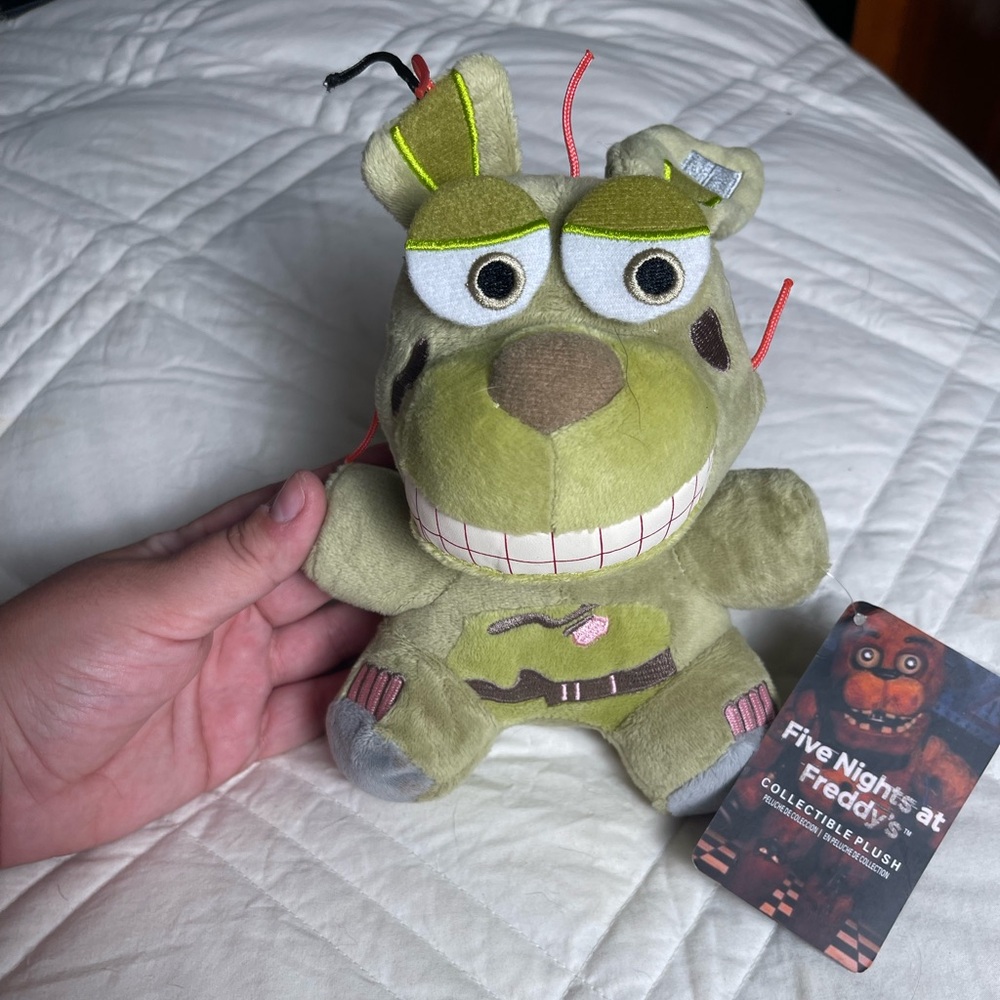 Five Nights at Freddy’s Springtrap plush NWT